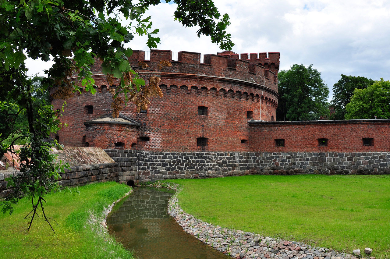 Kaliningrad (Калининград, Königsberg)